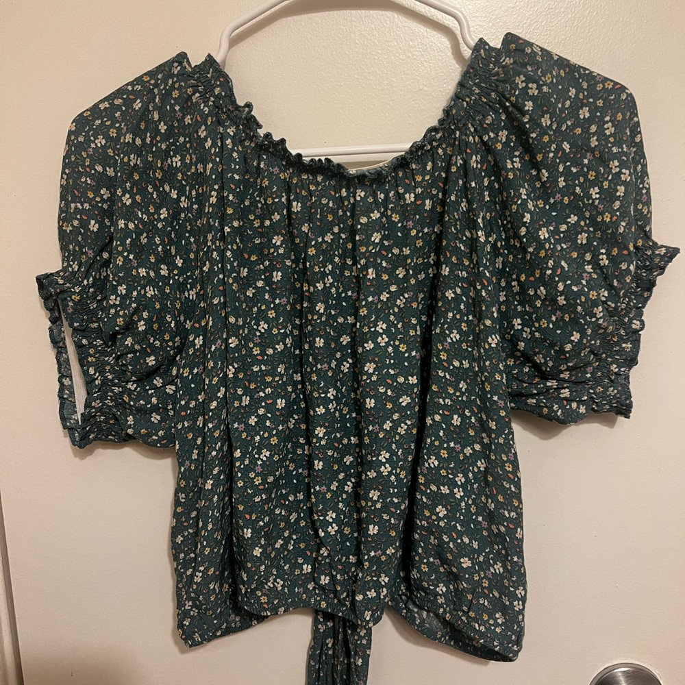 American Eagle Outfitters Dark Green Floral Blouse